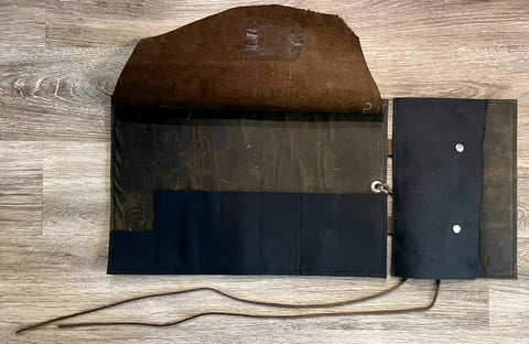 Leather Shear Roll with Detachable Side Pocket by The Foundry Salon