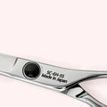 Eclipse 5.5 Japanese handmade hair shear – close up back engraving