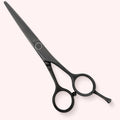 Kuro 5.5 Japanese handmade hair shear – closed, front view