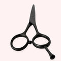 Kuro 5.5 Japanese handmade hair shear – upright view of handles, front