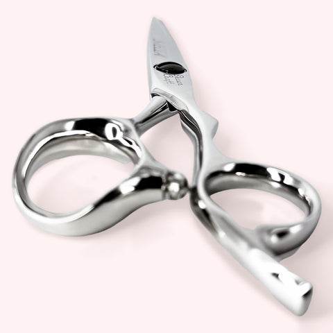Stella 5.5 Japanese handmade hair shear – end-on view